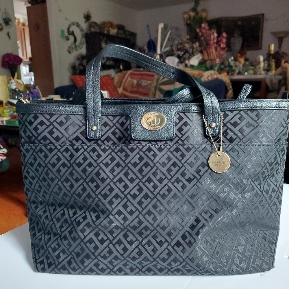 Tommy Hilfiger Black Handbag/Purse